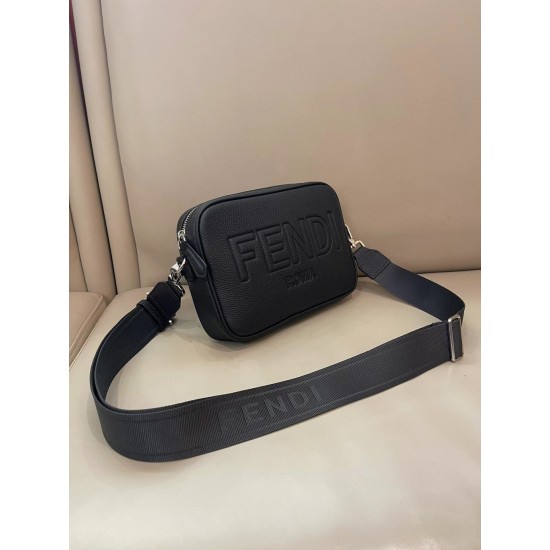 FENDI AAAAA+ Quality Leathet  shoulder bag