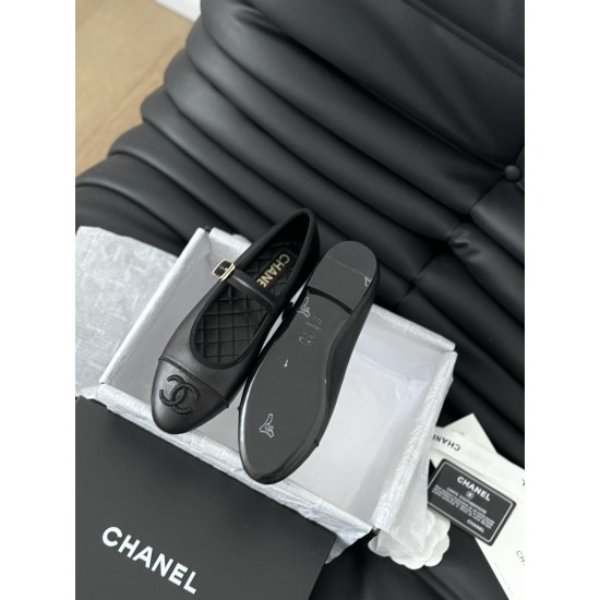 Chanel Female ballet shoes, small leather shoes with a single buckle and flat sole, French Mary Jane shoes