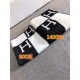 Hermes Air conditioned room blanket H-letter nap blanket