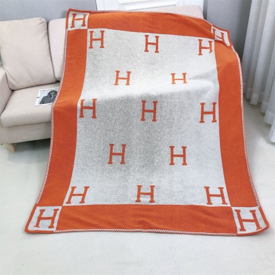 Hermes Air conditioned room blanket H-letter nap blanket