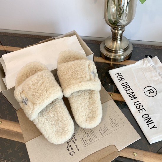 GGDB Anti slip and wear-resistant Lamb wool slippers