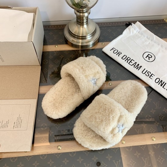 GGDB Anti slip and wear-resistant Lamb wool slippers