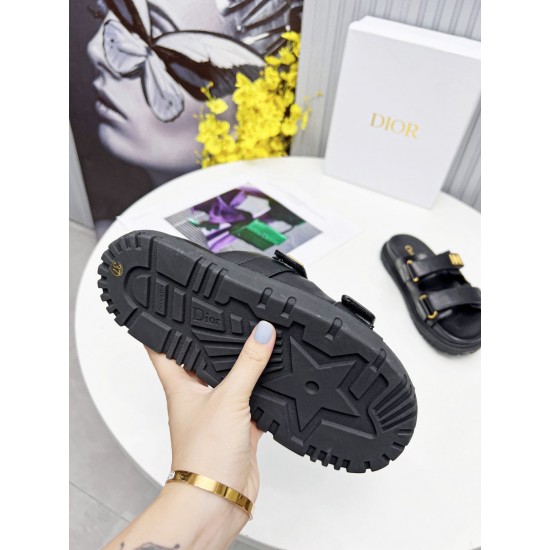 Dior European leather lightweight women's sandals for women's outdoor wear, summer new thick soled casual slippers