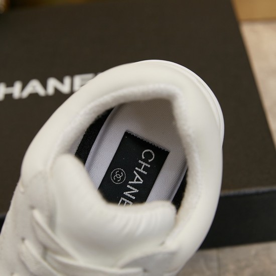 Chanel Color blocking casual shoes, thick soled height increasing sports shoes