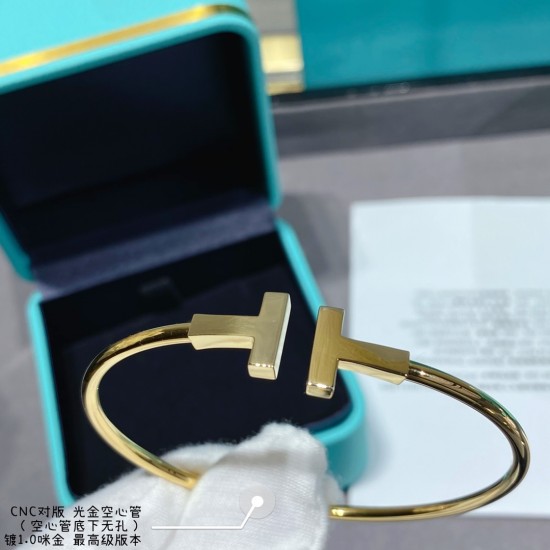 TIFFANY Couple's Double T Smooth Bracelet