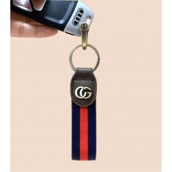 Gucci Ribbon car keychain pendant Minimalist men's and women's high-end genuine leather keychain Couple Key Ring