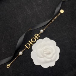 Dior letter pearl fashionable temperament bracelet