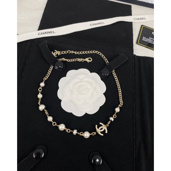 Chanel Black and white fashion trend double CC letter drip enamel pearl Necklace