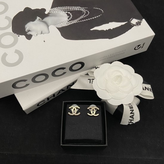 Chanel Fashionable and high-end half diamond splicing earrings with versatile temperament and letter earrings