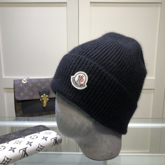 Moncler Outdoor autumn and winter fashionable warm hat for both men and women, trendy Korean version knitted woolen hat for couples