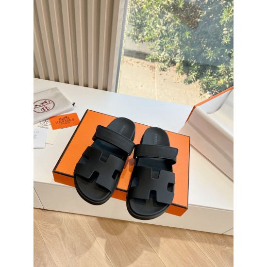 Hermes Thick soled men's summer casual fashion one-piece exterior flat Velcro slippers