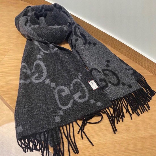 Gucci autumn and winter classic letter warm double-sided cashmere tassel Baita scarf