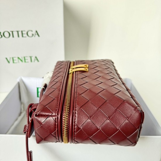 Bottega Veneta Bang Bang Vanity Case Mini Knitted leather shoulder bag handbag bag