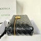 Bottega Veneta Bang Bang Vanity Case Mini Knitted leather shoulder bag handbag bag