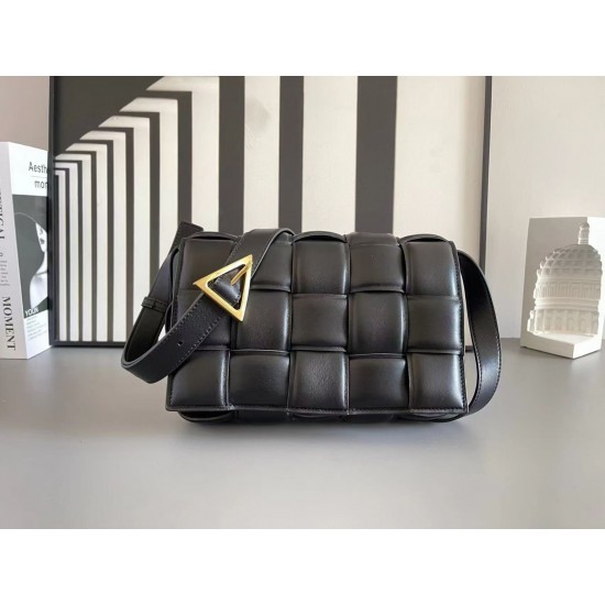 Bottega Veneta AAAAA+ Cassette Pillow bag Weaving Design shoulder bag