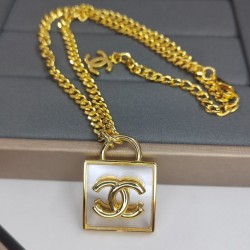 Chanel Fashionable and versatile Transparent acrylic square chain necklace chain