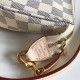 LV  White checkered mahjong bag with classic zipper, single shoulder diagonal cross bag