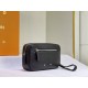 Genuine leather business men's small square bag, casual camera bag, fashionable and versatile small and compact handbag