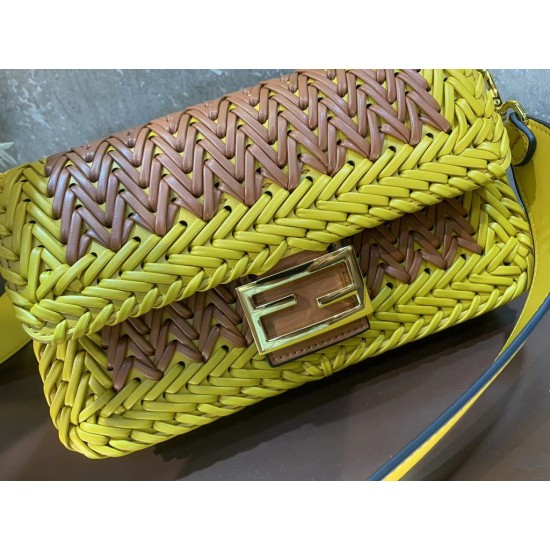 FENDI Iconic Baguette Weaving contrasting 3D textures shoulder bag