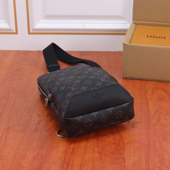 LV Avenue shoulder bag made of canvas fabric