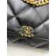 Chanel Fashionable shoulder crossbody bag